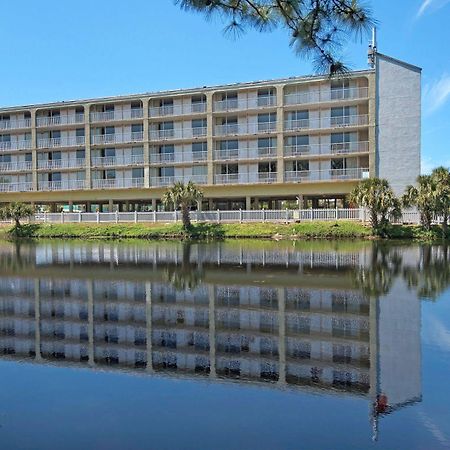 Baymont By Wyndham Panama City Beach Hotel Exterior photo